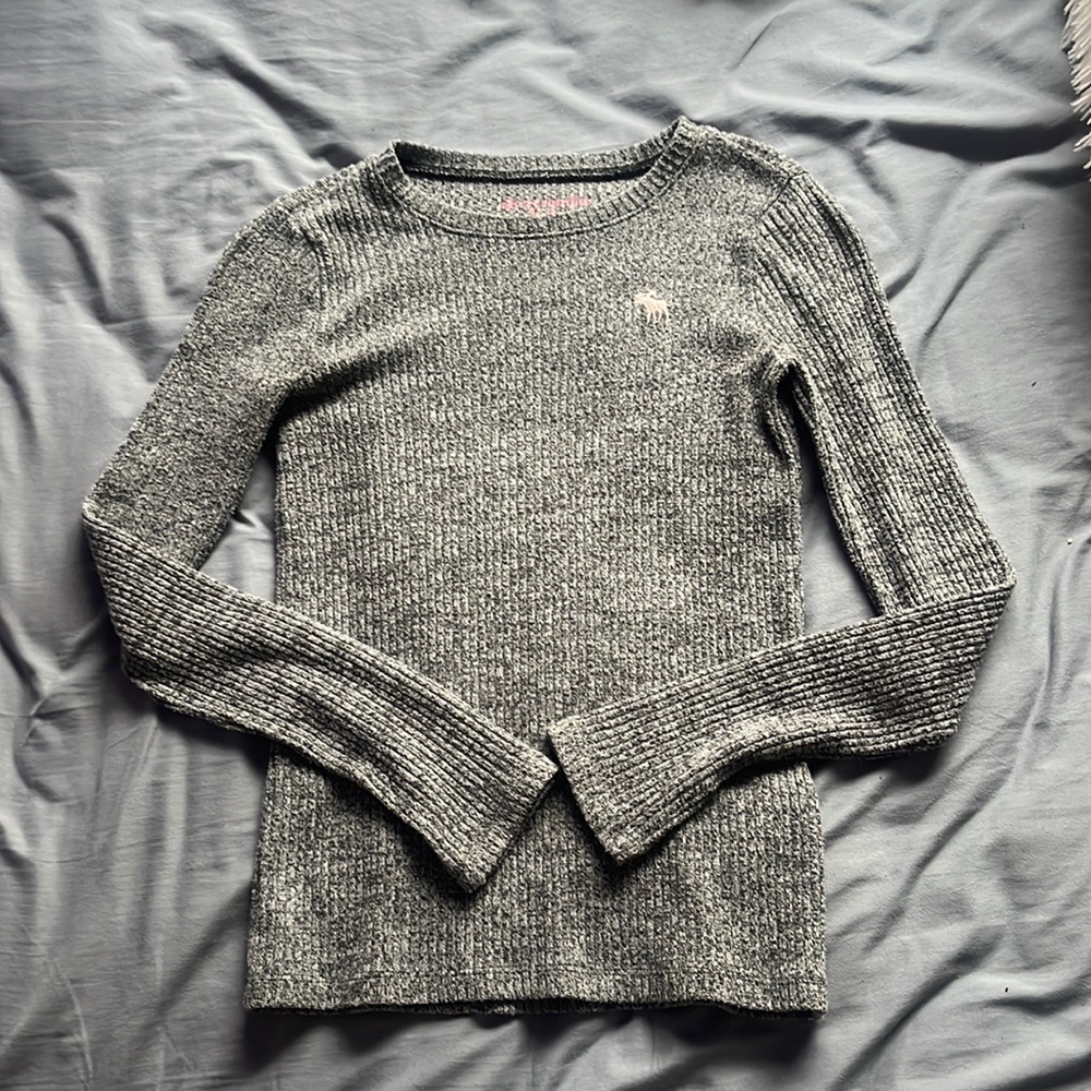 Abercrombie grey ribbed long sleeve